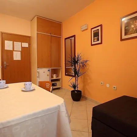 Apartamento La Familia Makarska