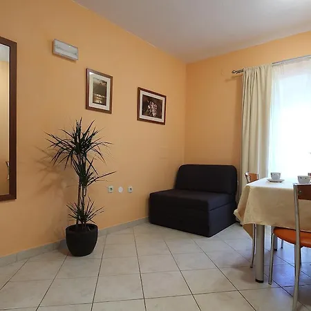 La Familia Makarska